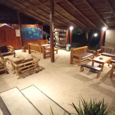 Raja Laut Dive Resort 부나켄 외부 사진