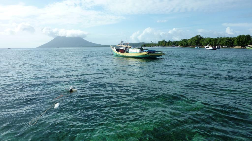 Raja Laut Dive Resort 부나켄 외부 사진