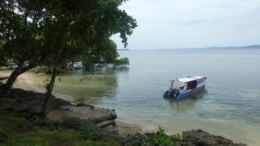 Raja Laut Dive Resort 부나켄 외부 사진