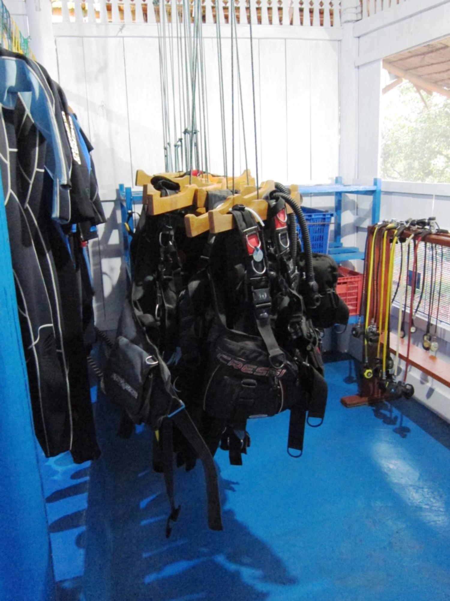 Raja Laut Dive Resort 부나켄 외부 사진