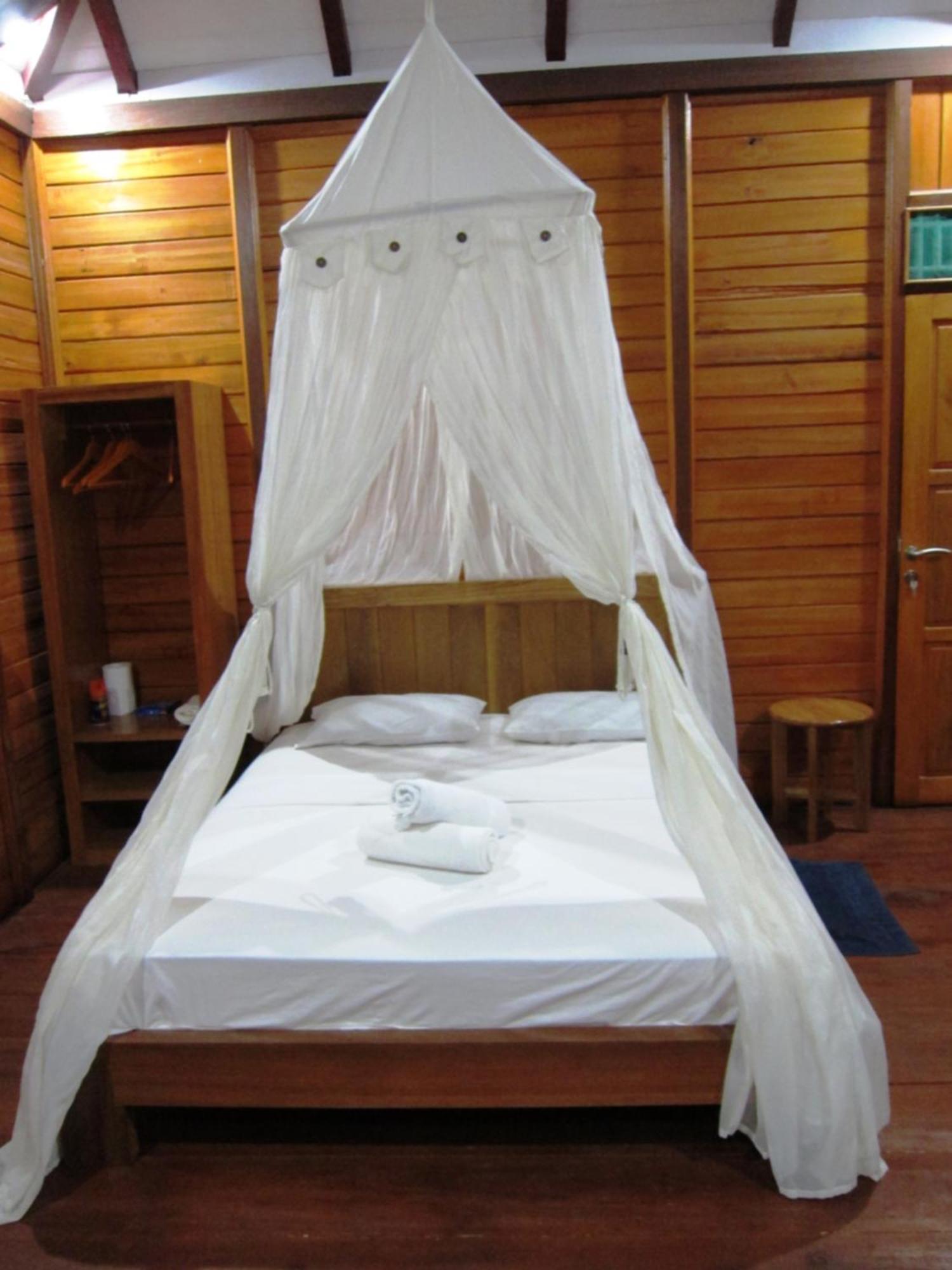 Raja Laut Dive Resort 부나켄 객실 사진