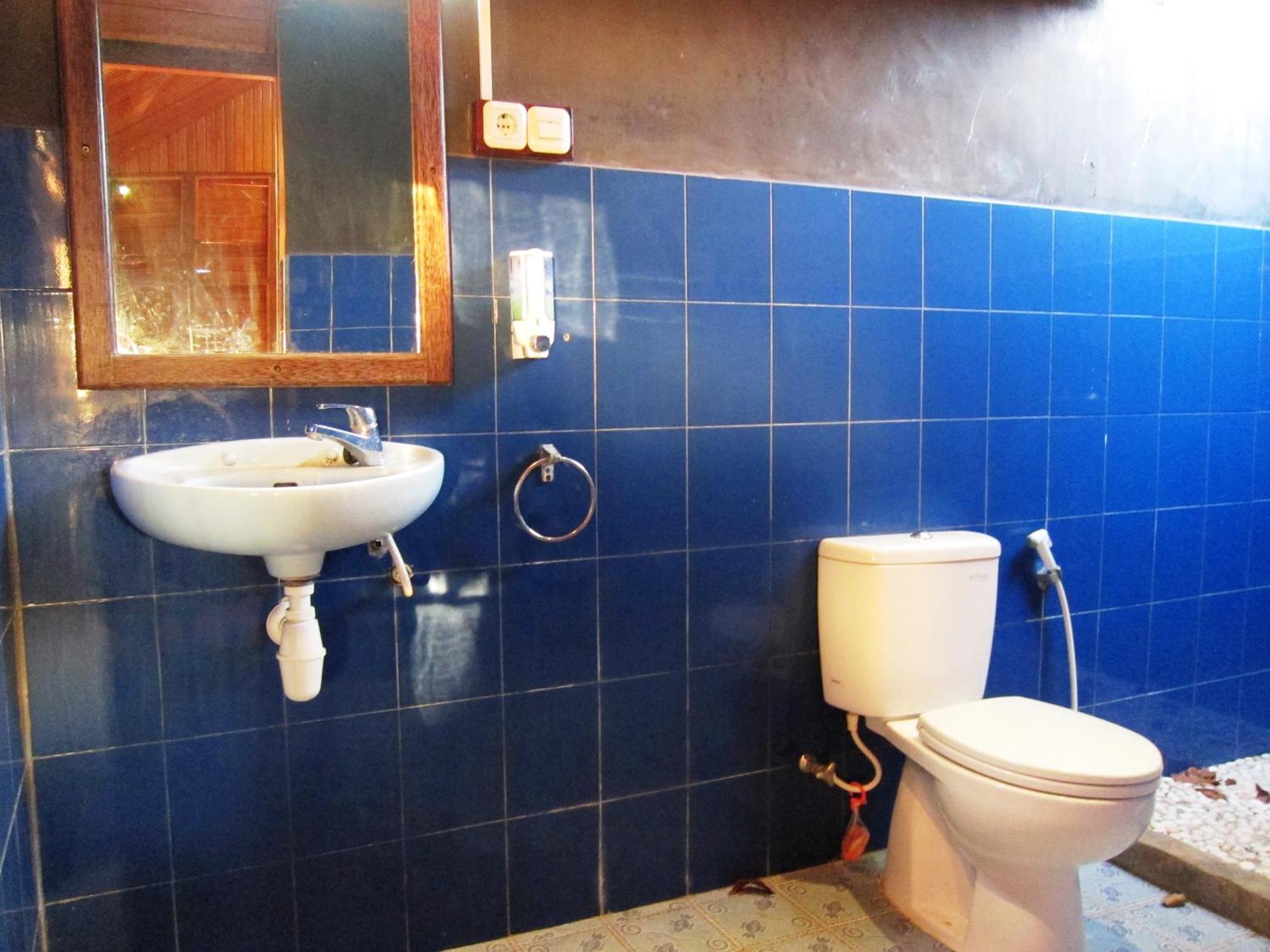Raja Laut Dive Resort 부나켄 객실 사진