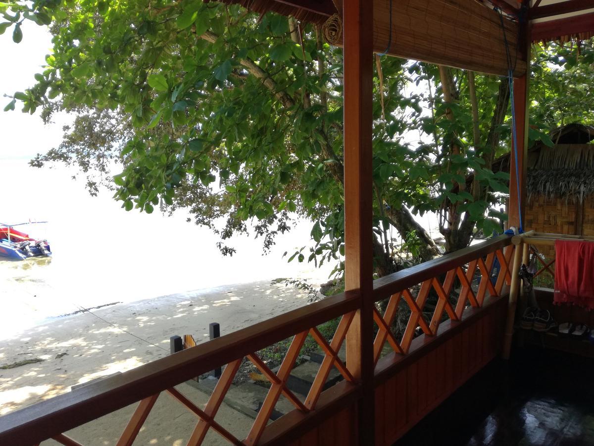 Raja Laut Dive Resort 부나켄 객실 사진